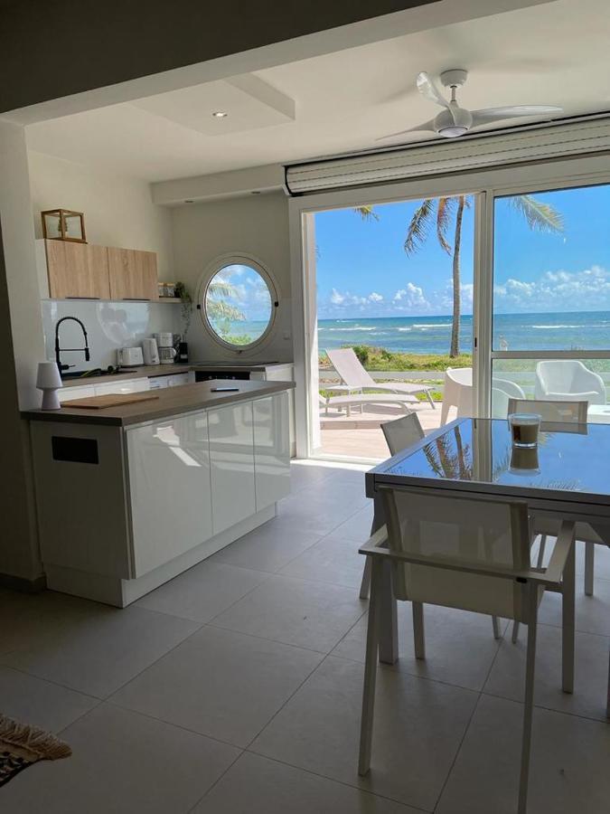 Appartement La Perle, T2 Les Pieds Dans L'Eau A 50M De La Mer Saint-Francois  Exterior photo